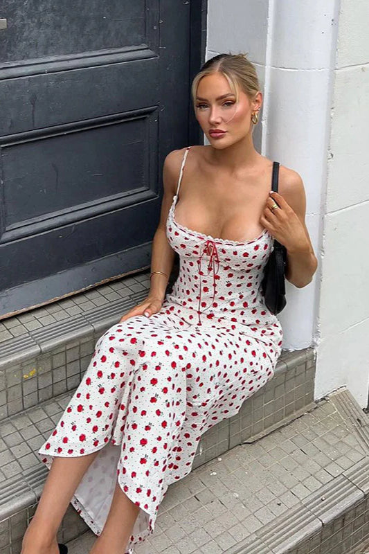 Figurbetontes Maxikleid mit Blumenmuster in Weiß