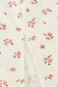 Rückenfreies Maxikleid mit Rundhalsausschnitt, Puffärmeln und Schlitz