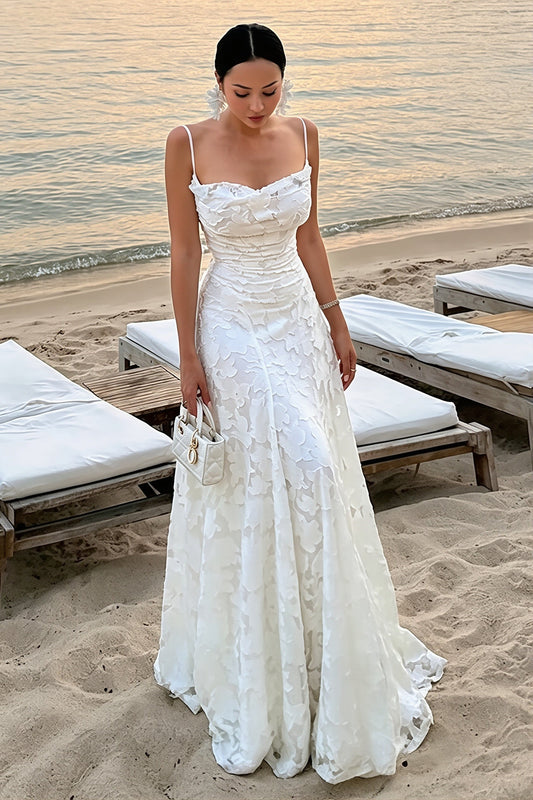 Rückenfreies Maxikleid in Weiß