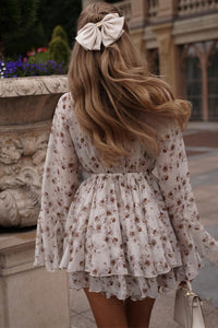 Minikleid mit V-Ausschnitt, Blumenmuster und Rüschen
