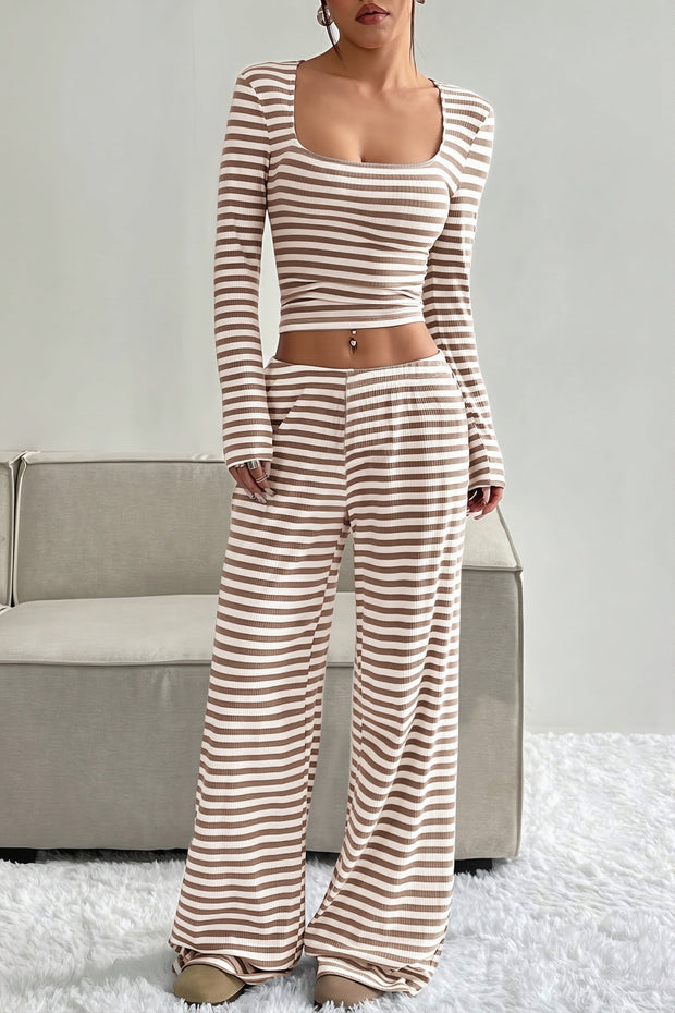 Zweiteiliges Set mit weitem Bein, hoher Taille und Streifenmuster