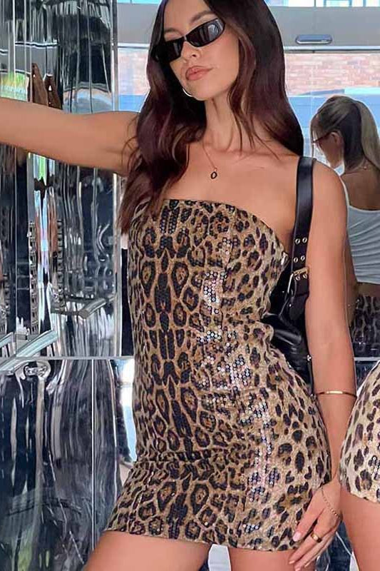 Trägerloses Minikleid mit Leopardenmuster und Pailletten in Braun