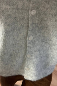 Strickjacke mit Knopfdetails, Strickstruktur und Wolle
