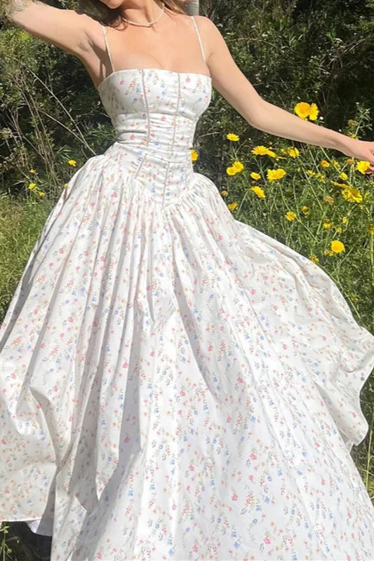 Schulterfreies Maxikleid mit Falten und Blumenmuster
