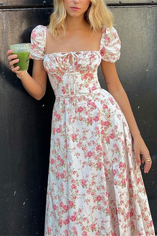 Kleid mit Puffärmeln und Blumenmuster