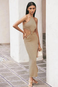 Rückenfreies Maxikleid mit Neckholder und Aussparungen
