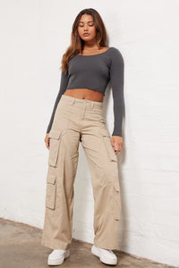 Hose mit geradem Schnitt in Camel
