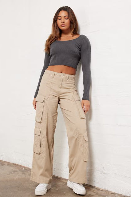 Hose mit geradem Schnitt in Camel