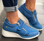 Blau