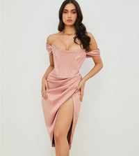 Sandrine - Eng anliegendes Midi-Abendkleid mit Trägern