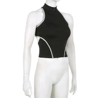 Zoe - Sportliches Crop-Top mit hohem Kragen