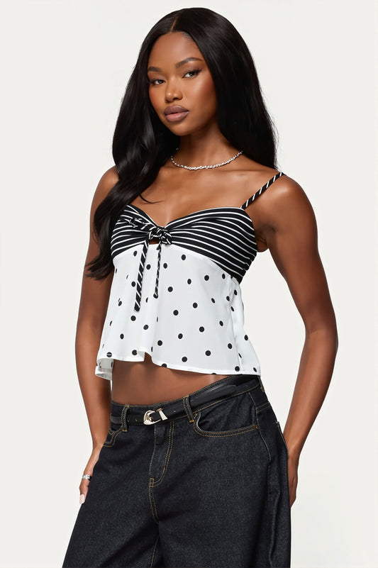 Top mit Punktemuster, Streifenmuster und Schleifendetail