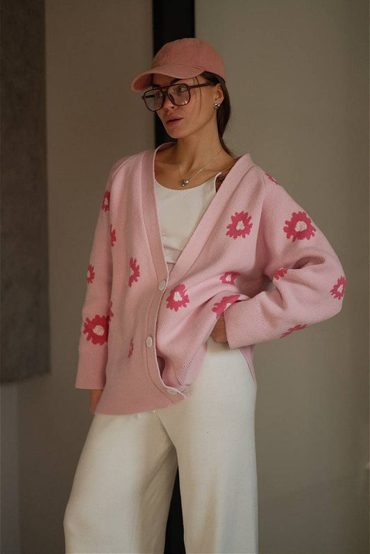 Locker geschnittene Strickjacke mit V-Ausschnitt