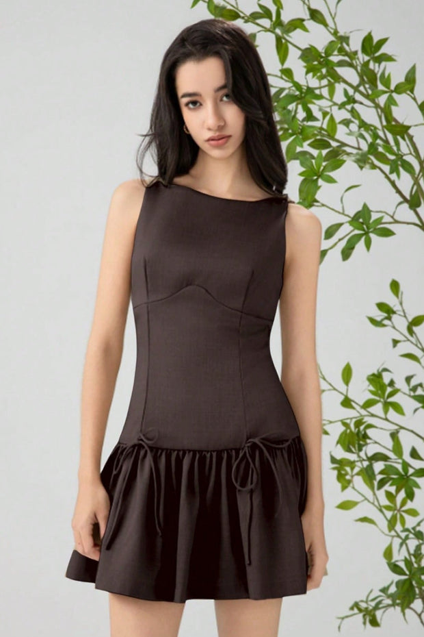 Ärmelloses Minikleid mit Schleifendetail