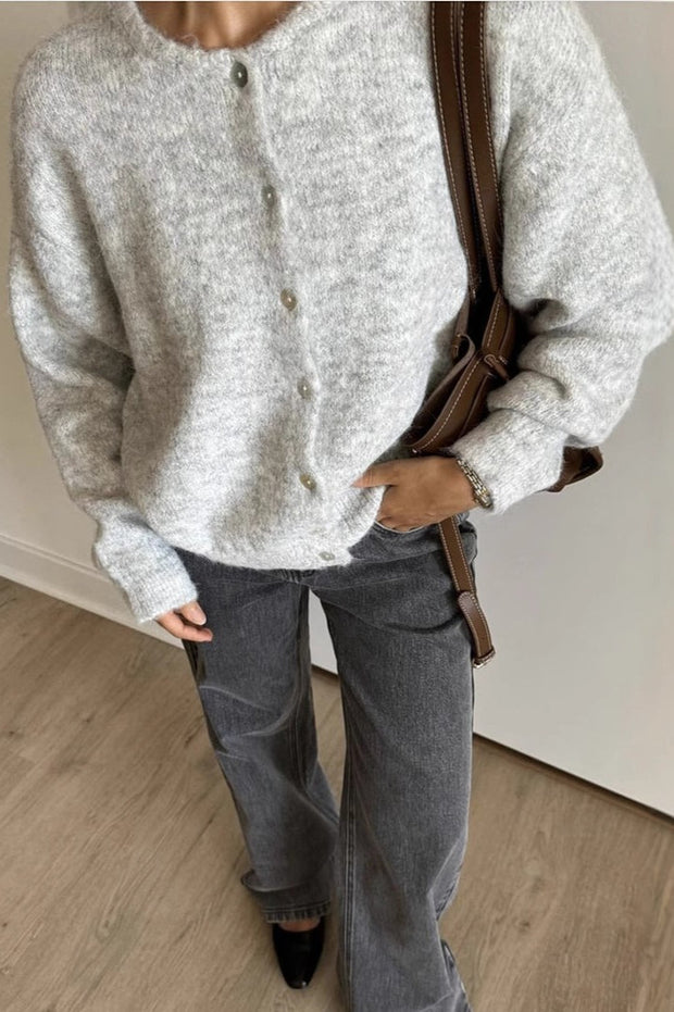 Strickjacke mit Knopfdetails und Strickstruktur in Weiß