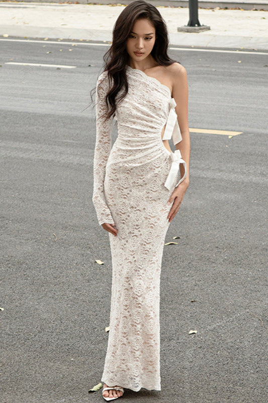 Maxikleid mit langen Ärmeln und Spitze