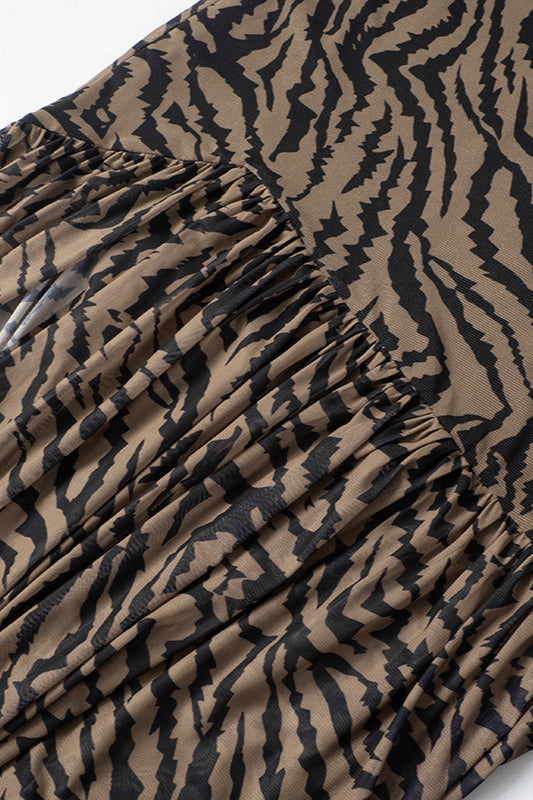 Trägerloses Maxikleid mit Aussparungen, Leopardenmuster und Netzdetails
