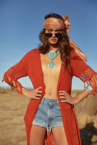 Modeartikel mit Strickstruktur in Beige