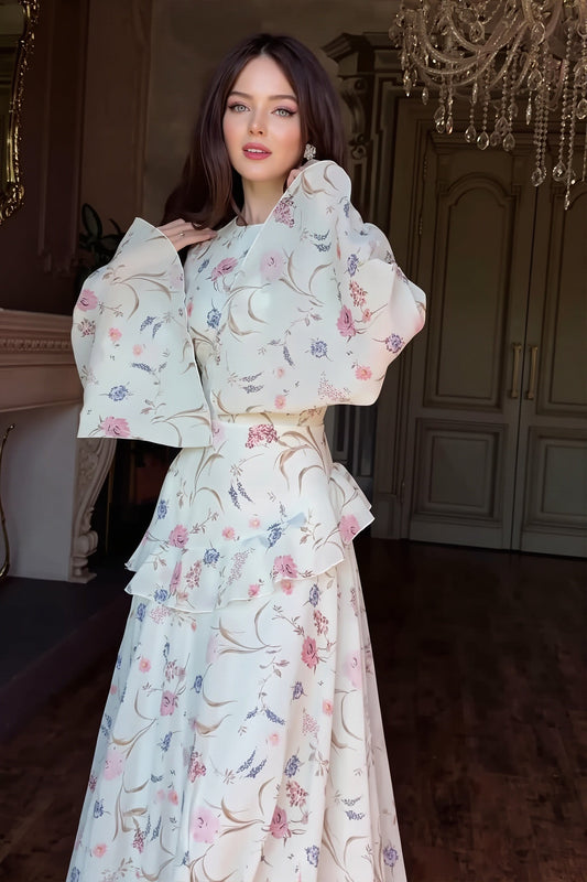 Maxikleid mit Rundhalsausschnitt, langen Ärmeln und Bindedetail