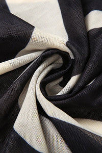 Maxikleid mit V-Ausschnitt, Farbblockmuster und Druck