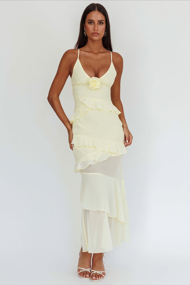 Maxikleid mit Rüschen