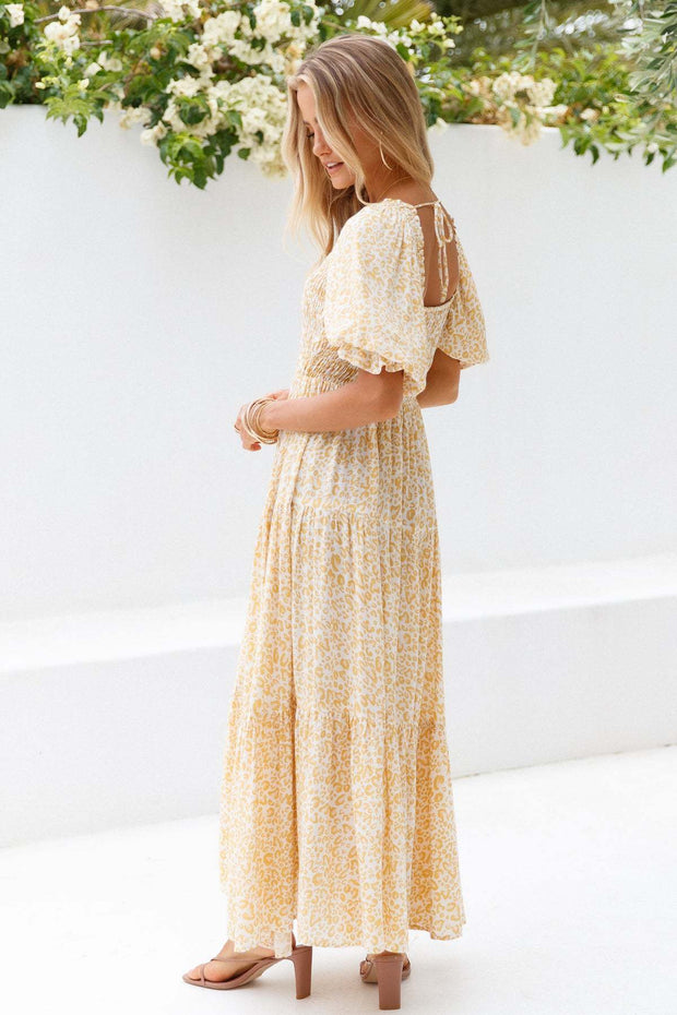 Betina - Gesmoktes Maxikleid mit quadratischem Ausschnitt