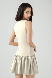 Ärmelloses Minikleid mit Schleifendetail