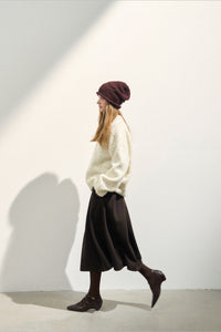 Locker geschnittener Pullover mit Rundhalsausschnitt, Strickstruktur und Wolle