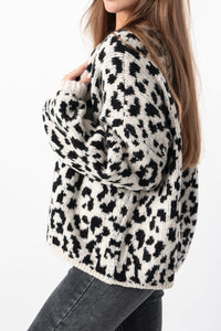 Locker geschnittene Strickjacke mit Farbblockmuster