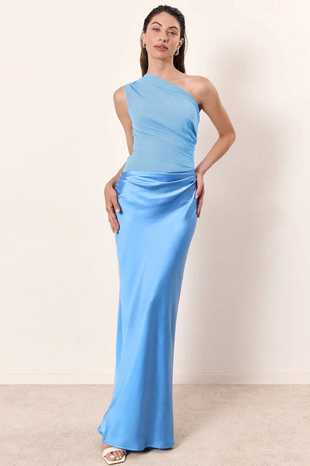Ärmelloses Maxikleid in Schwarz