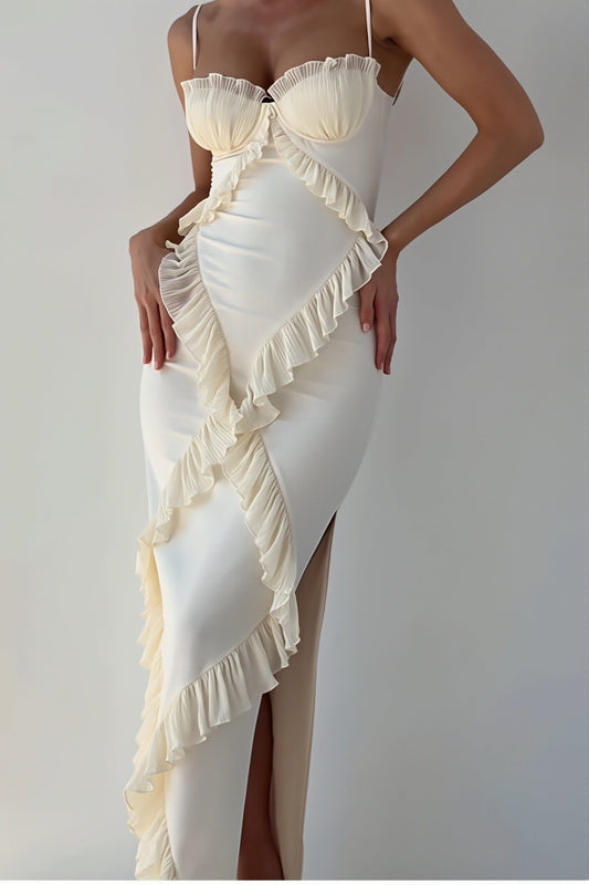 Maxikleid mit Spitze und Rüschen