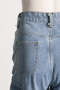 Hose mit geradem Schnitt, hoher Taille und Taschen