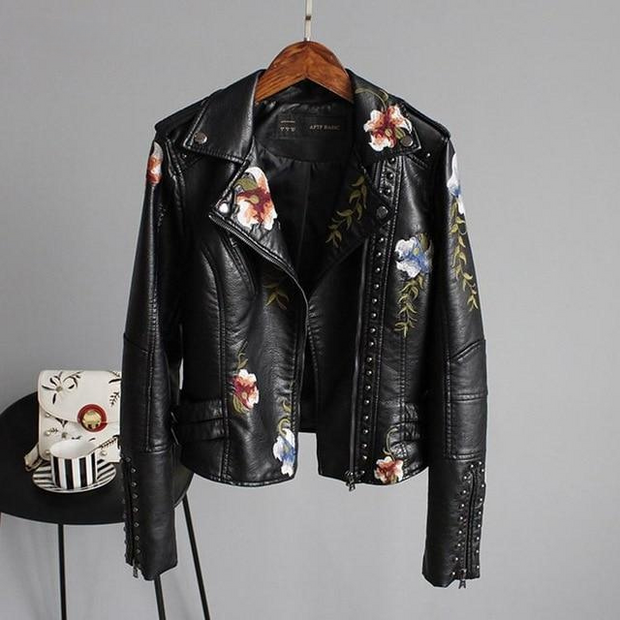 Moderne Lederjacke mit Blumenstickerei