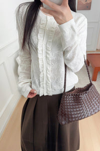 Strickjacke mit Aussparungen, Knopfdetails und Spitze