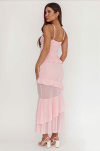 Maxikleid mit Rüschen