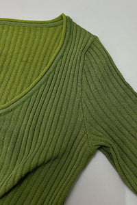 Strickjacke mit kurzem Schnitt, Bindedetail und Strickstruktur