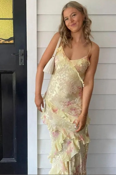Maxikleid in Gelb, mit Blütenapplikationen