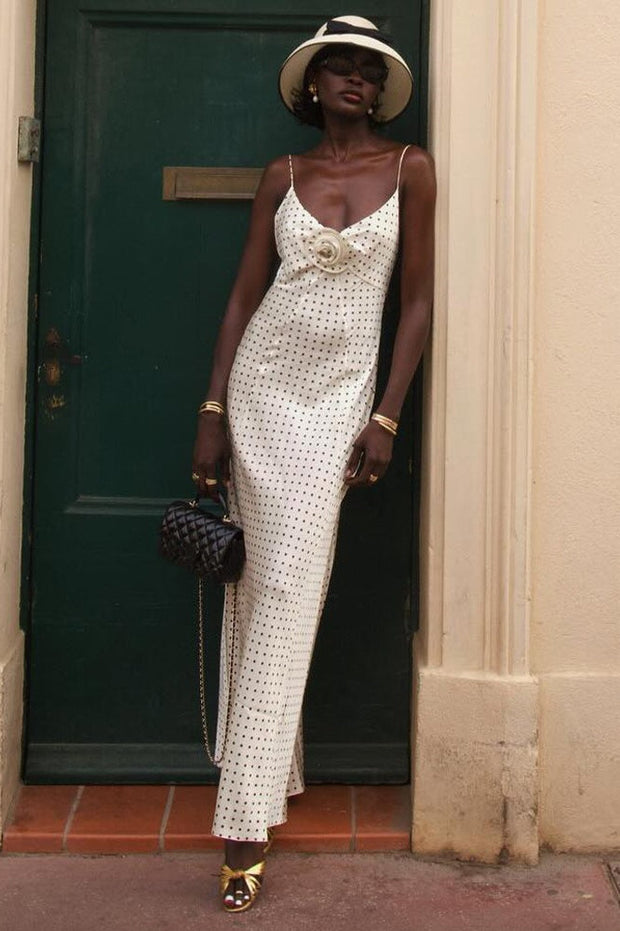 Figurbetontes Maxikleid mit Druck in Rosa