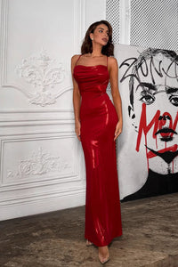 Rückenfreies Maxikleid mit Bindedetail