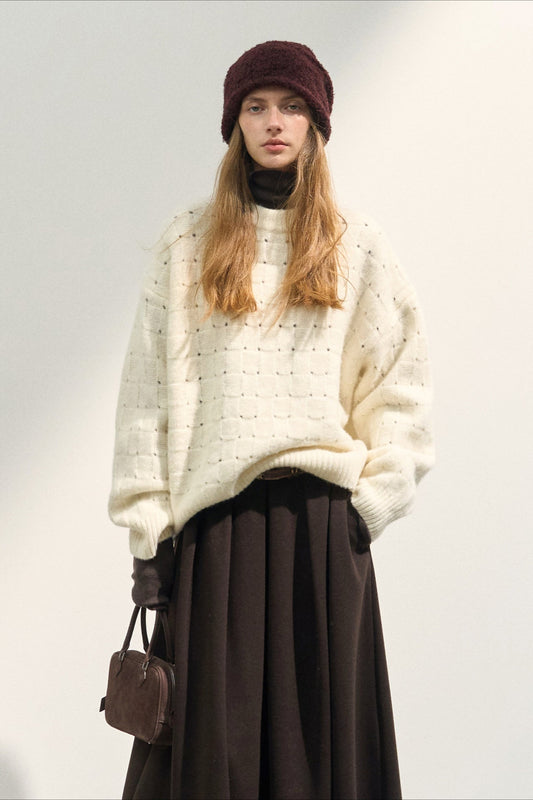 Locker geschnittener Pullover mit Rundhalsausschnitt, Strickstruktur und Wolle