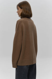 Locker geschnittener Pullover mit Rundhalsausschnitt und Strickstruktur