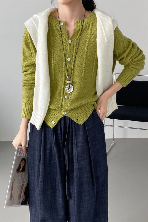 Strickjacke mit Strickstruktur und Wolle