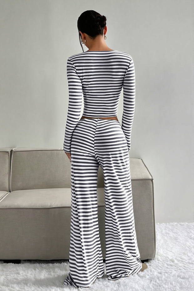 Zweiteiliges Set mit weitem Bein, hoher Taille und Streifenmuster