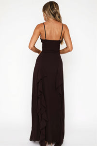 Maxikleid mit Schlitz und Rüschen
