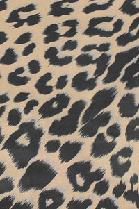 Rückenfreies Maxikleid mit Wasserfallausschnitt und Leopardenmuster