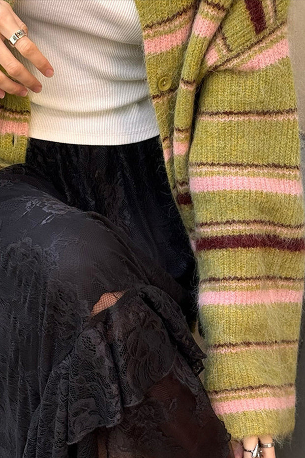 Locker geschnittene Strickjacke mit Streifenmuster, Farbblockmuster und Strickstruktur
