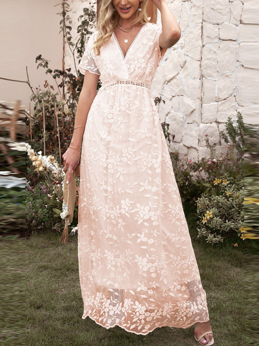 Lora - Elegantes weißes Maxikleid aus Spitze