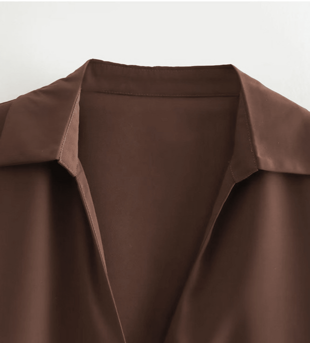 Fara - Elegante Satin Wickelbluse